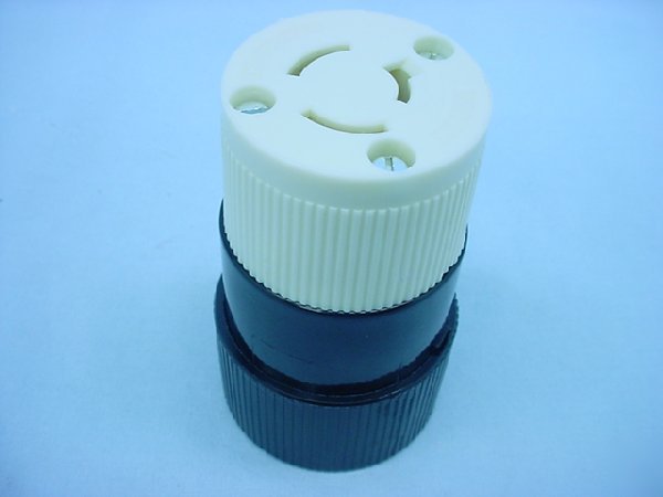 Hubbell bryant locking connector non-nema 20A 125/250V