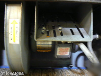 Torit 54 self contained cabinet dust collector 284 cfm 