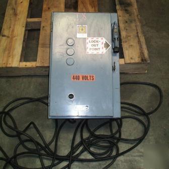 Square d size 0 reversing enclosed starter