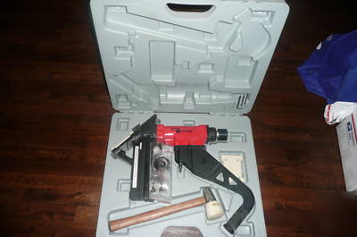 Hardwood 2 in 1 flooring nailer & stapler