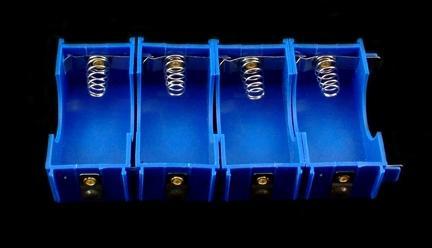 New plastic d-cell battery holders locking set of 4 