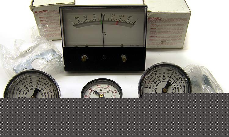 Lot 4 johnson controls temperature gauge vacuum gast